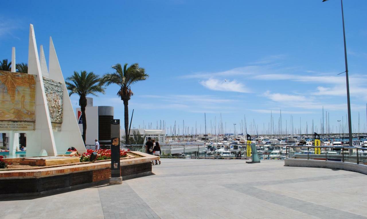 Casablanca Penthouse Apartment With Private Roof Terrace 70M2 Torrevieja Eksteriør bilde