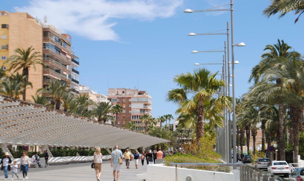 Casablanca Penthouse Apartment With Private Roof Terrace 70M2 Torrevieja Eksteriør bilde